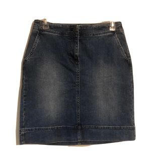 Talbots petites Denim Skirt 4P NWT